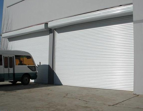 大型抗風(fēng)門(mén)特性: